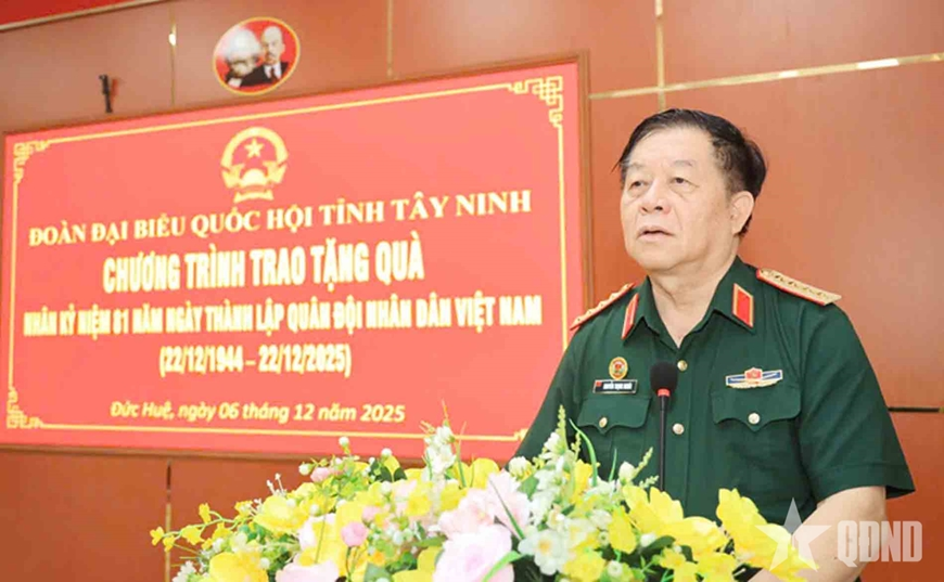 Đại tướng Nguyễn Trọng Nghĩa dự chương trình về nguồn của Quân khu 7 tại Tây Ninh